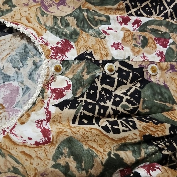 π¨π¦ 90s Autumn Color Floral Blouse With Lace Detail and a Bell Sleeves Size Small - Picture 9 of 10